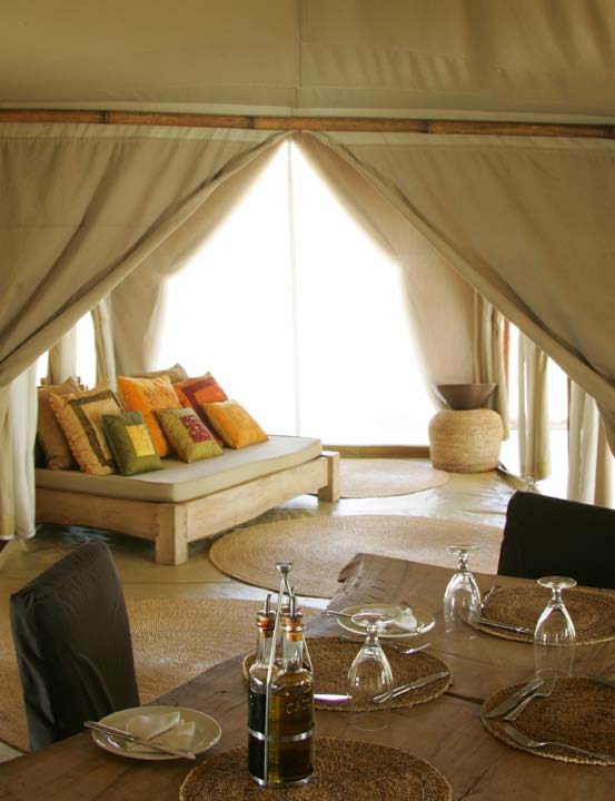 Naibor-camp2
