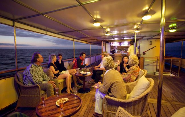 Grace-Al-Fresco-Lounge2